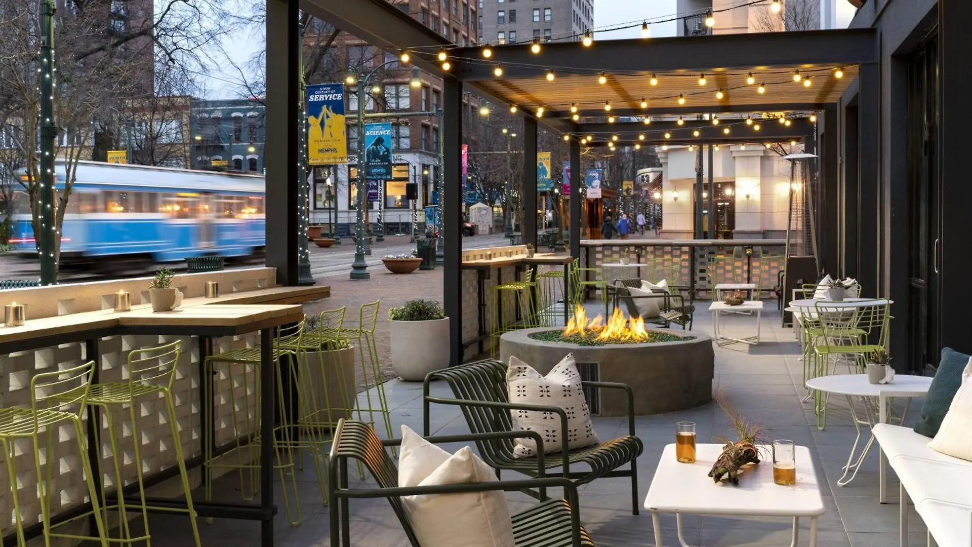 Moxy Memphis Downtown Hotel