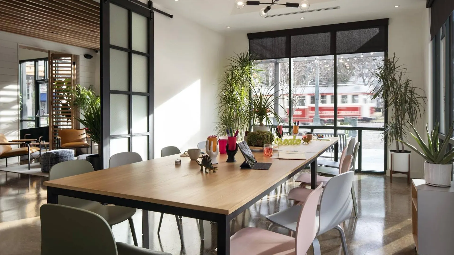 Moxy Memphis Downtown Hotel