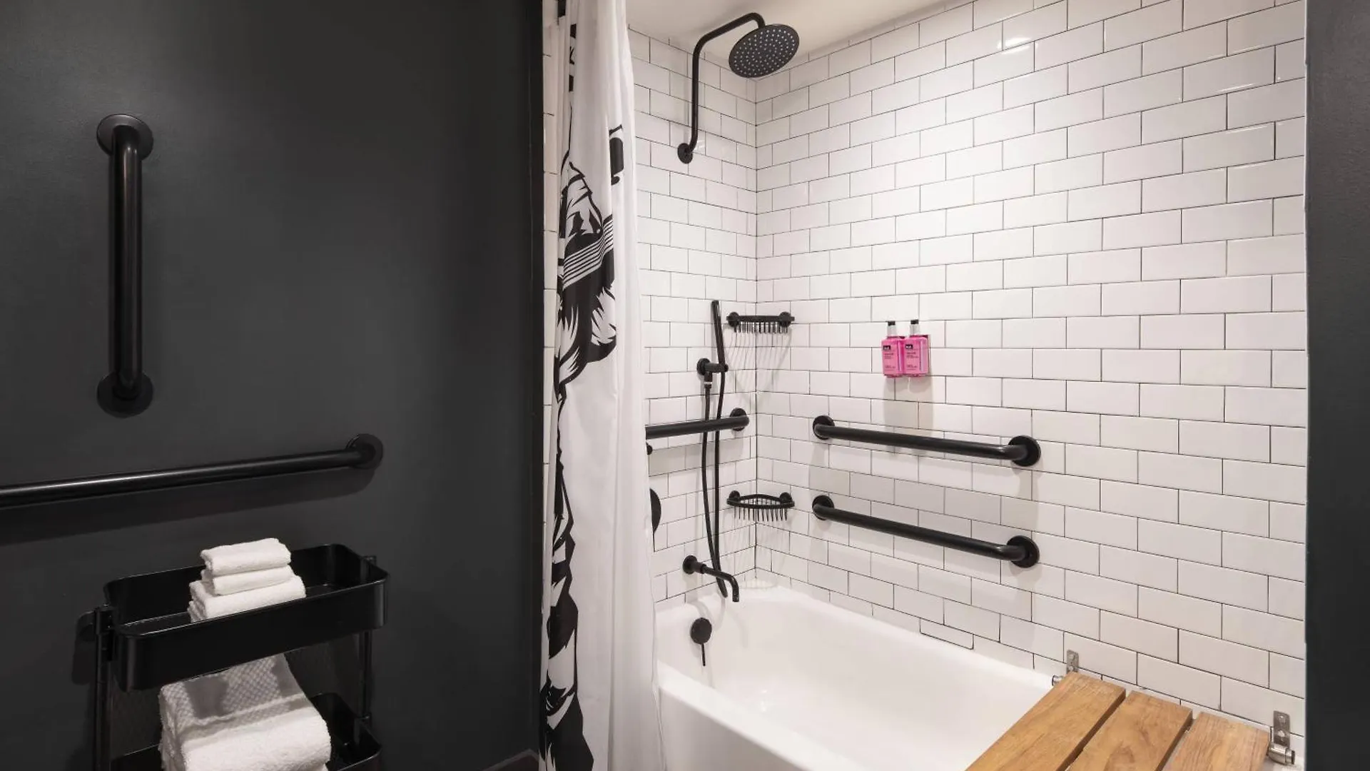 Moxy Memphis Downtown Hotel
