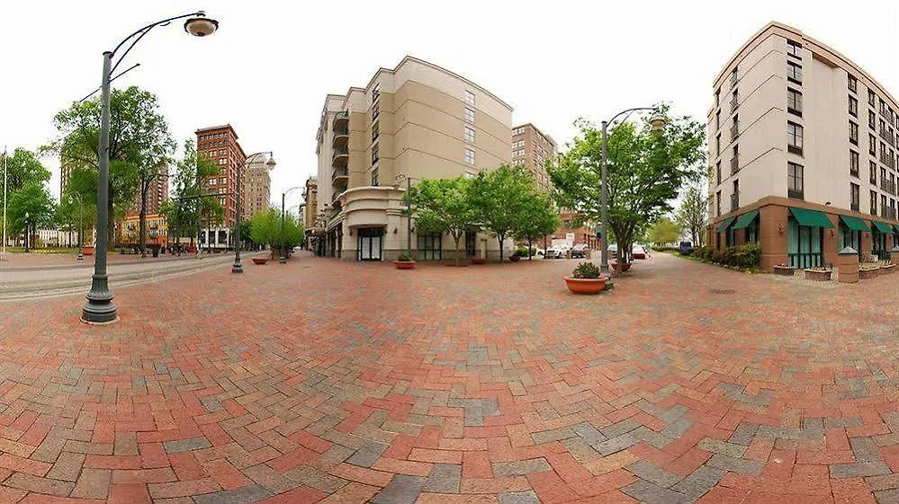 ***  Moxy Memphis Downtown Hotel United States