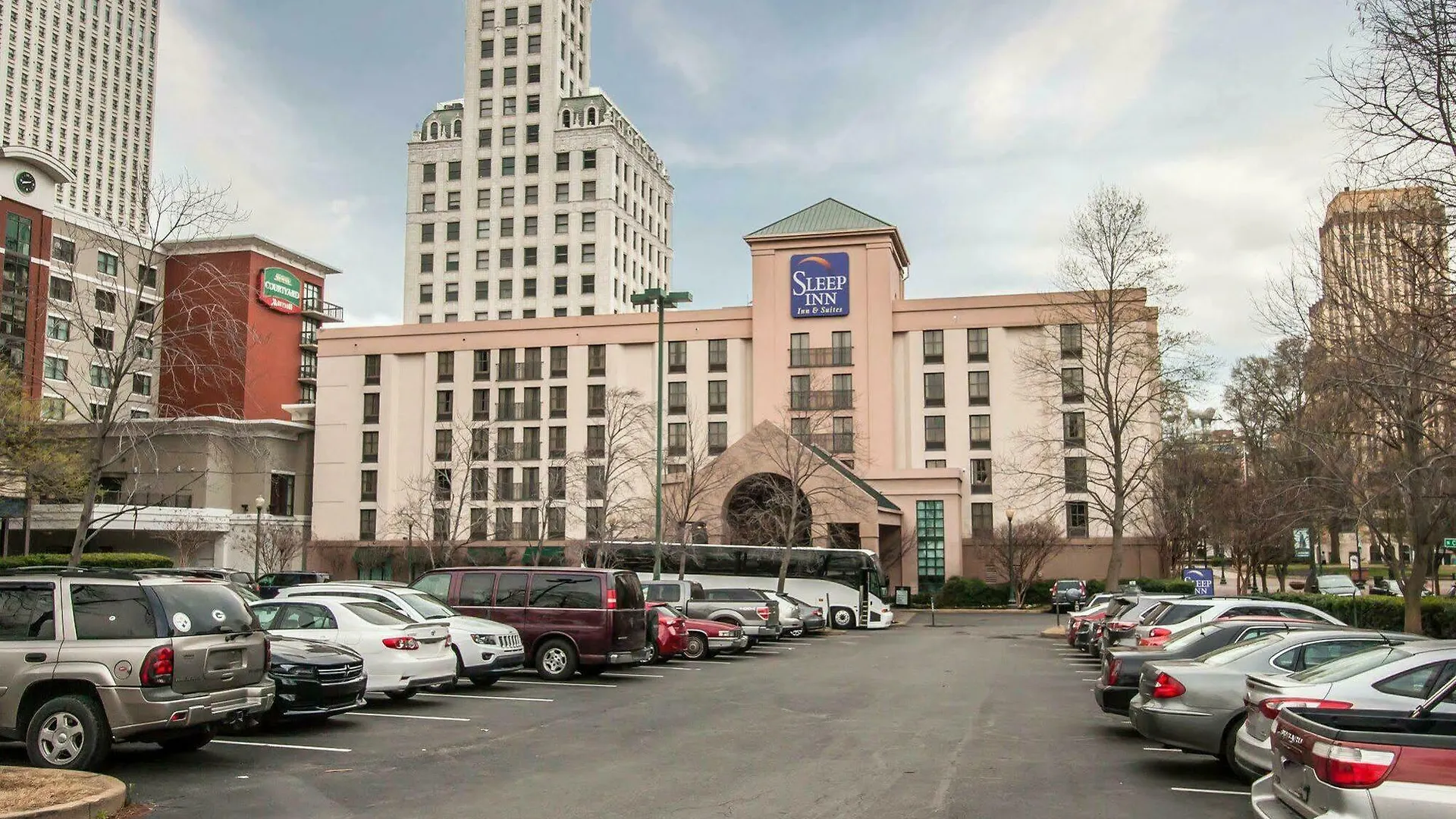 Moxy Memphis Downtown Hotel 3*,  United States