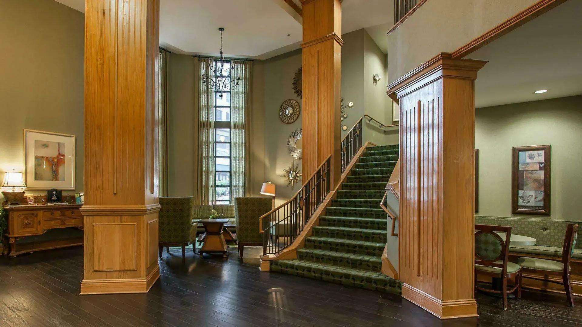 Moxy Memphis Downtown Hotel