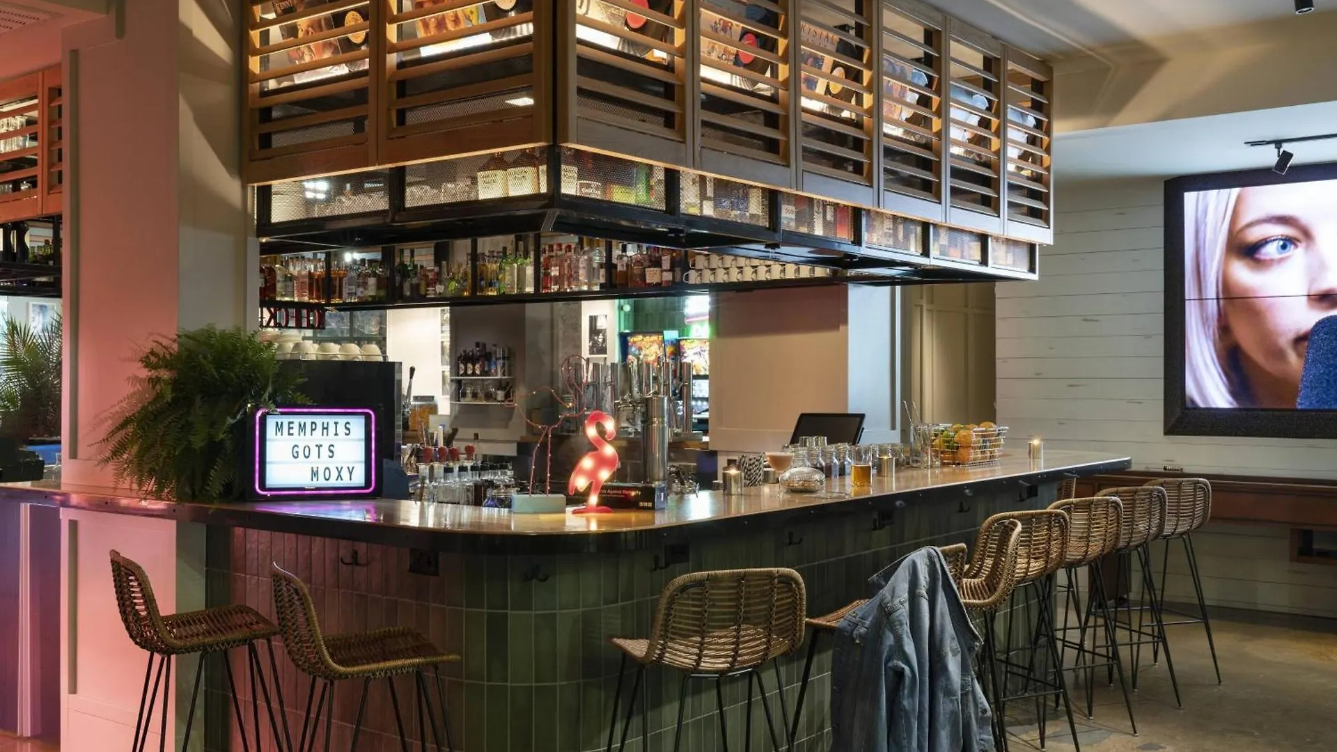 Hotel Moxy Memphis Downtown